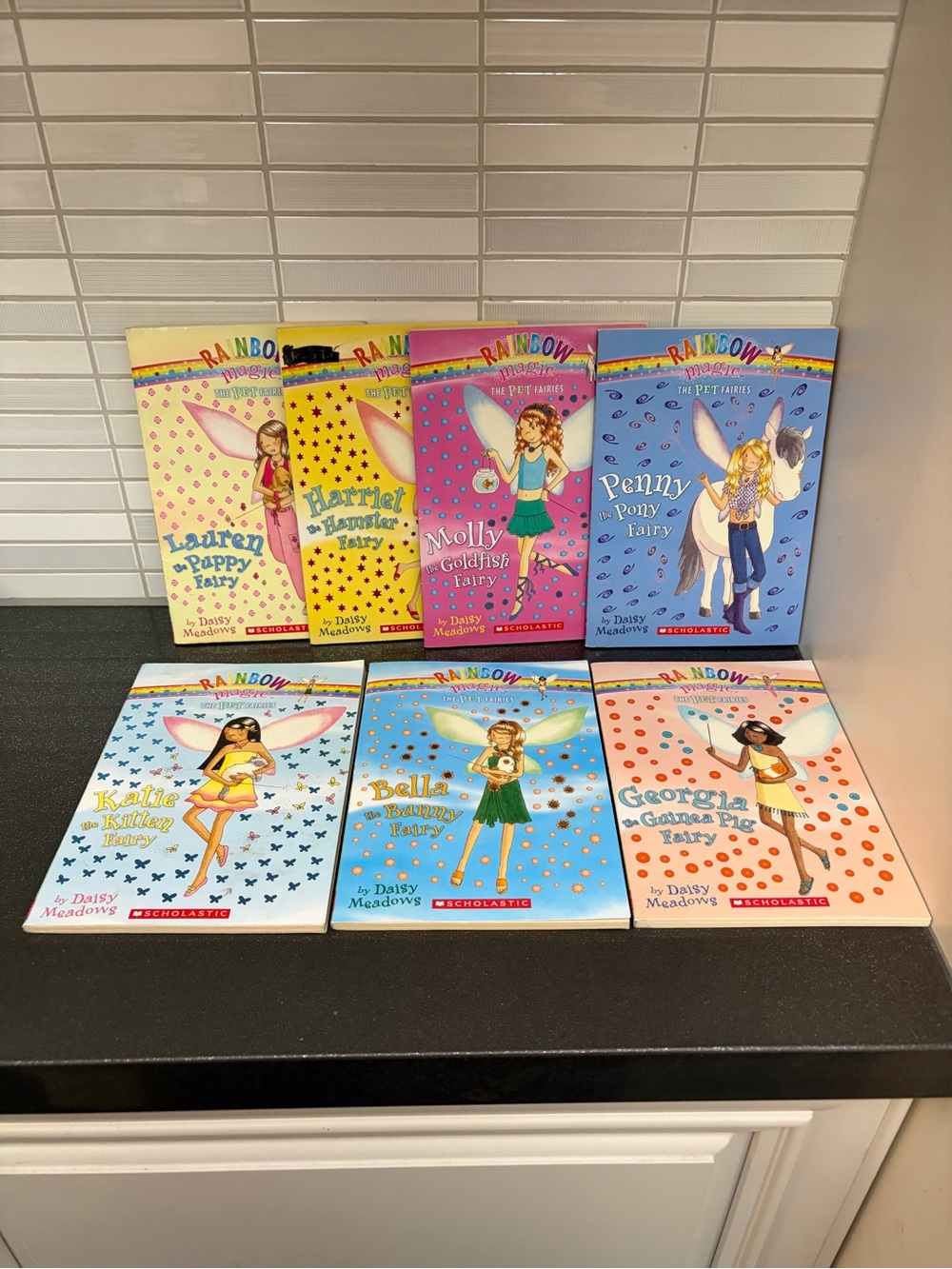Rainbow Magic Pet Fairies books 1-7